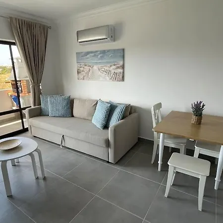 Apartment Elm